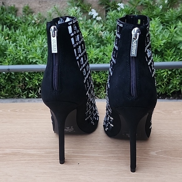 GUESS Women's Randir Black Suede with Rhinestone Dress Booties Size 8 M NWOT - Picture 4 of 11